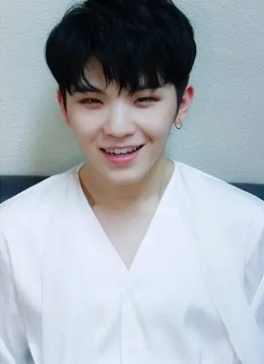 2025最新！SEVENTEENウジの歴代彼女3人！Aileeとの匂わせも