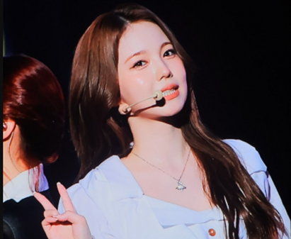 2025最新!NiziUアヤカの歴代彼氏2人!