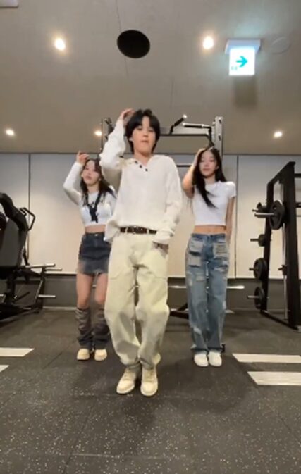 2025最新！LeSserafim宮脇咲良の歴代彼氏7人！