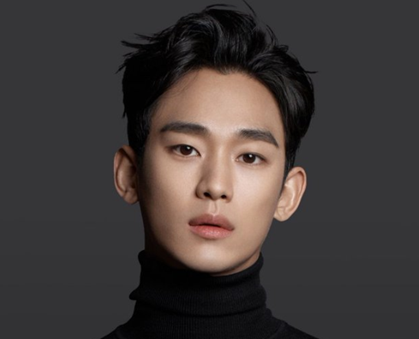 2025最新！LeSserafim宮脇咲良の歴代彼氏7人！