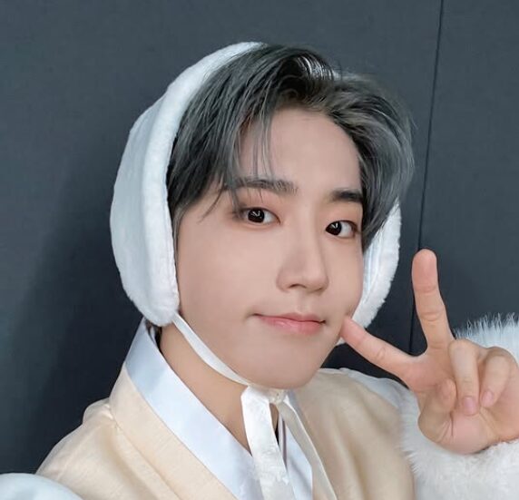 StrayKidsハン　歴代彼女